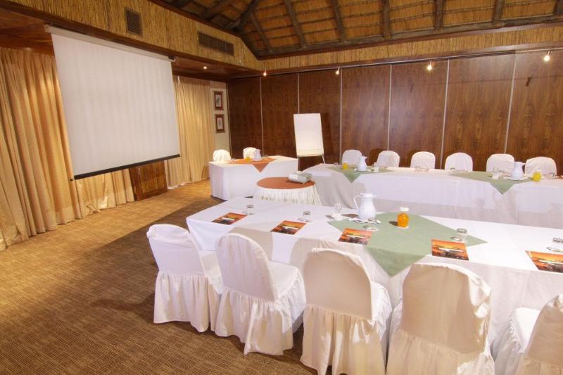 Cresta Mowana Safari Lodge Kasane Εξωτερικό φωτογραφία