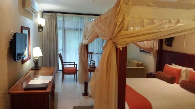 Cresta Mowana Safari Lodge Kasane Εξωτερικό φωτογραφία